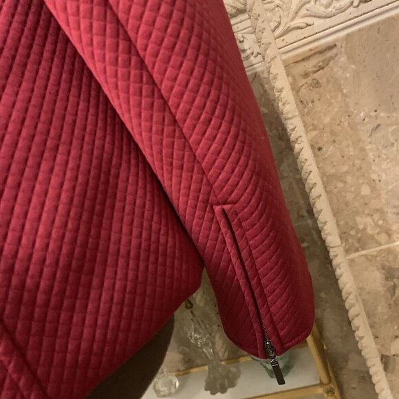 EAST 5TH. Size 18T Tall. Long Sleeve Lined Embossed. Zip at Wrist. WTC - Picture 7 of 8